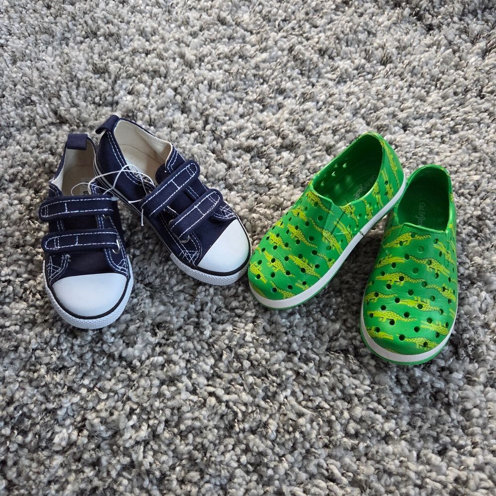 US Sports Sneaker And Cat And Jack Gator Water Shoe Bundle Kids Size 8